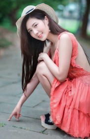 爱游戏APP-卡马文加补时双响铸就传奇，那不勒斯压哨逆转里昂