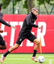 爱游戏体育-关于尤文图斯遭遇背靠背失利，球迷失望的信息