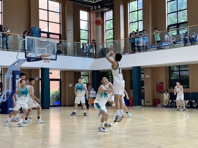 包含专业篮球联赛最新更新:各队绞尽脑汁拼搏战斗的词条 包含专业篮球联赛最新更新:各队绞尽脑汁拼搏战斗的词条