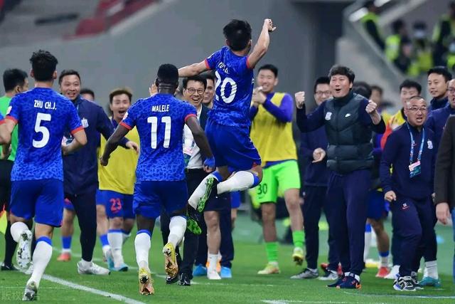 上海队客场表现出色,力压对手取得胜利的简单介绍 上海队客场表现出色,力压对手取得胜利的简单介绍