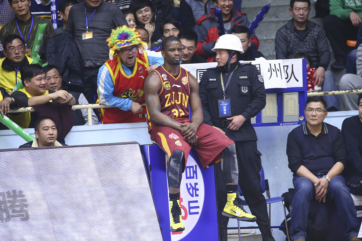 包含篮球联赛出现新风向,球员集体抵制的词条 包含篮球联赛出现新风向,球员集体抵制的词条