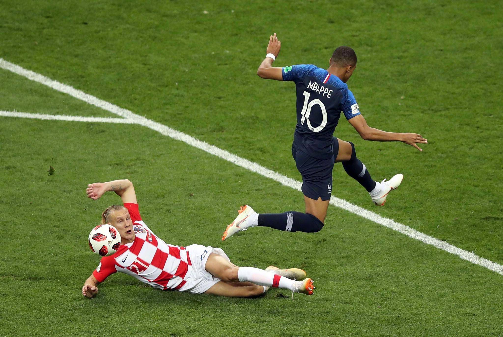 欧国联赛巅峰对决在即最强球队将争夺冠军头衔的简单介绍 欧国联赛巅峰对决在即最强球队将争夺冠军头衔的简单介绍