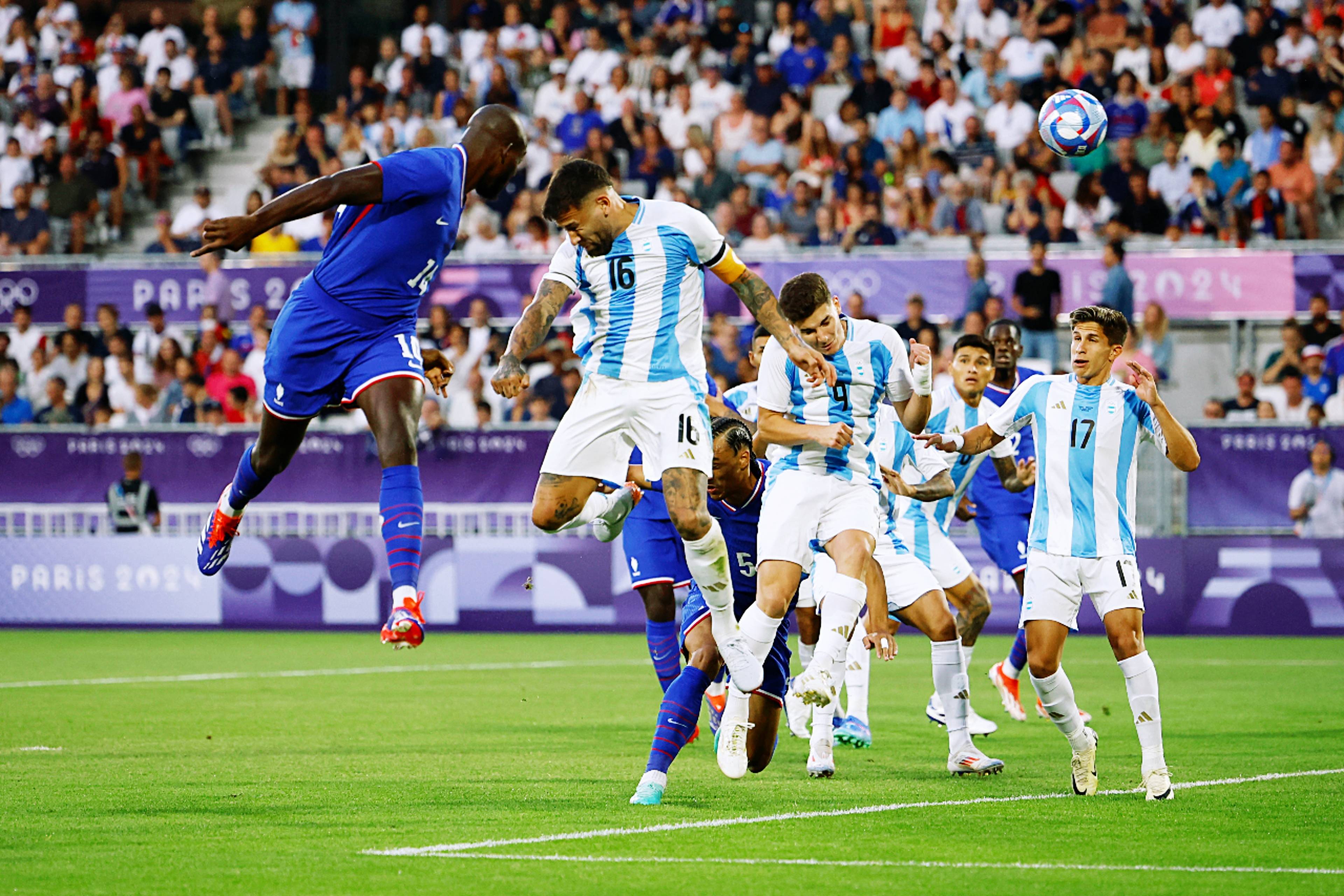 关于法国擊敗摩洛哥,英格兰逼平荷兰的信息 关于法国擊敗摩洛哥,英格兰逼平荷兰的信息