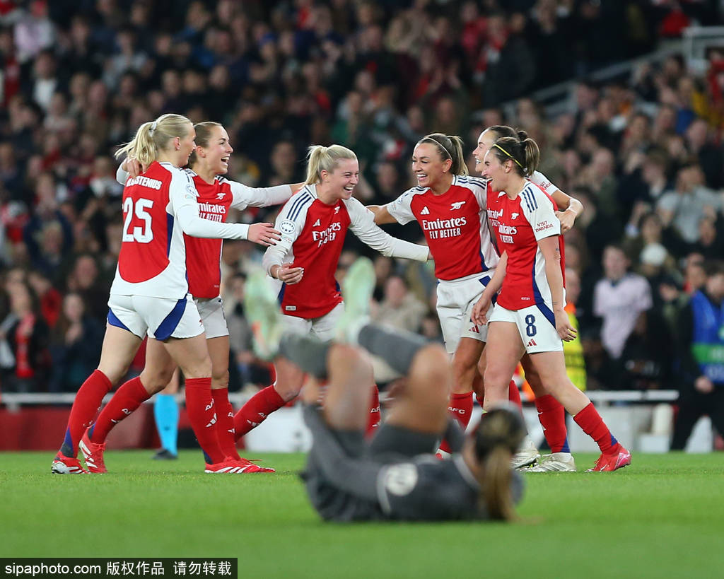 关于法国女足团队力压对手,成功跻身半决赛的信息 关于法国女足团队力压对手,成功跻身半决赛的信息