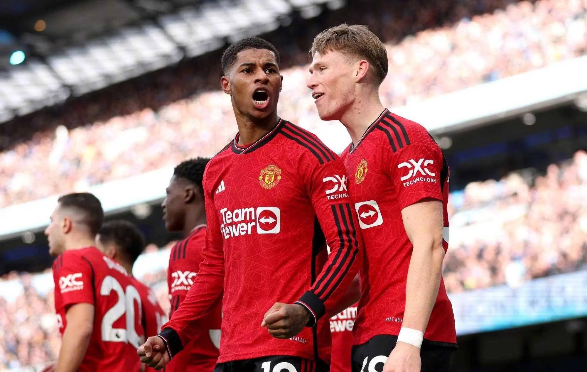 包含曼联主场大胜，攻击线出色发挥，球队士气正旺的词条