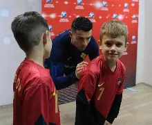 希拉德战胜普罗治，欧预赛连胜表现的简单介绍