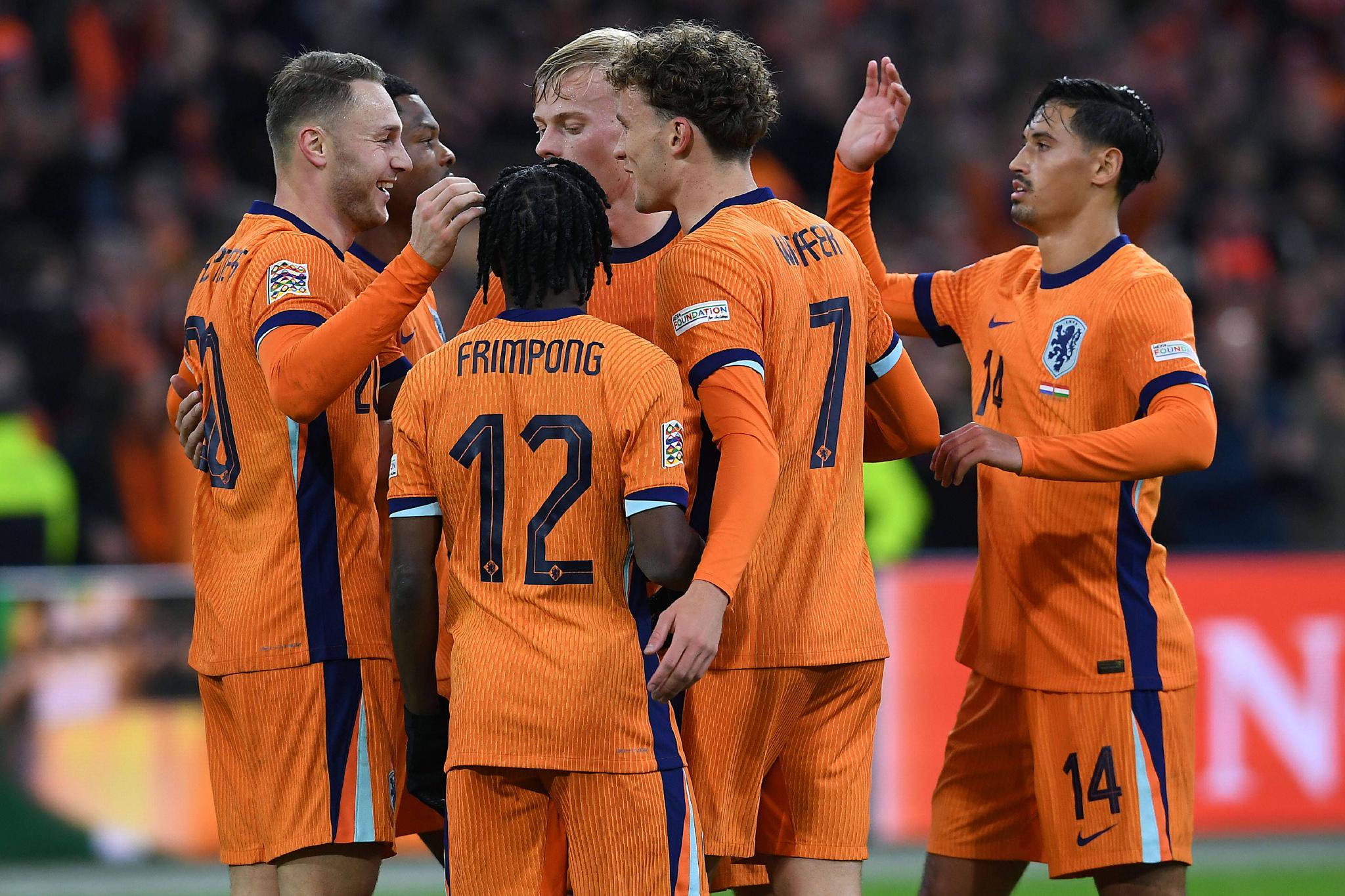 荷兰队员表现出色，成功晋级下一轮比赛