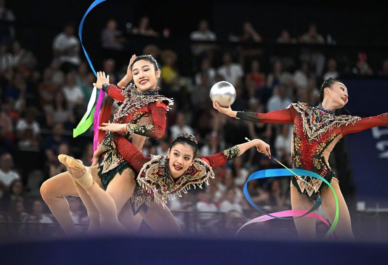 拉美选手勇夺金牌,成为焦点人物 拉美选手勇夺金牌,成为焦点人物