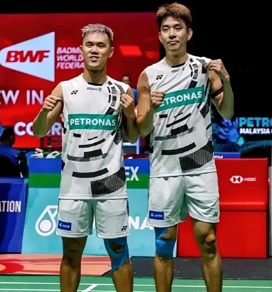 突发：羽毛球男双半决赛落幕，双方实力对比激烈的简单介绍