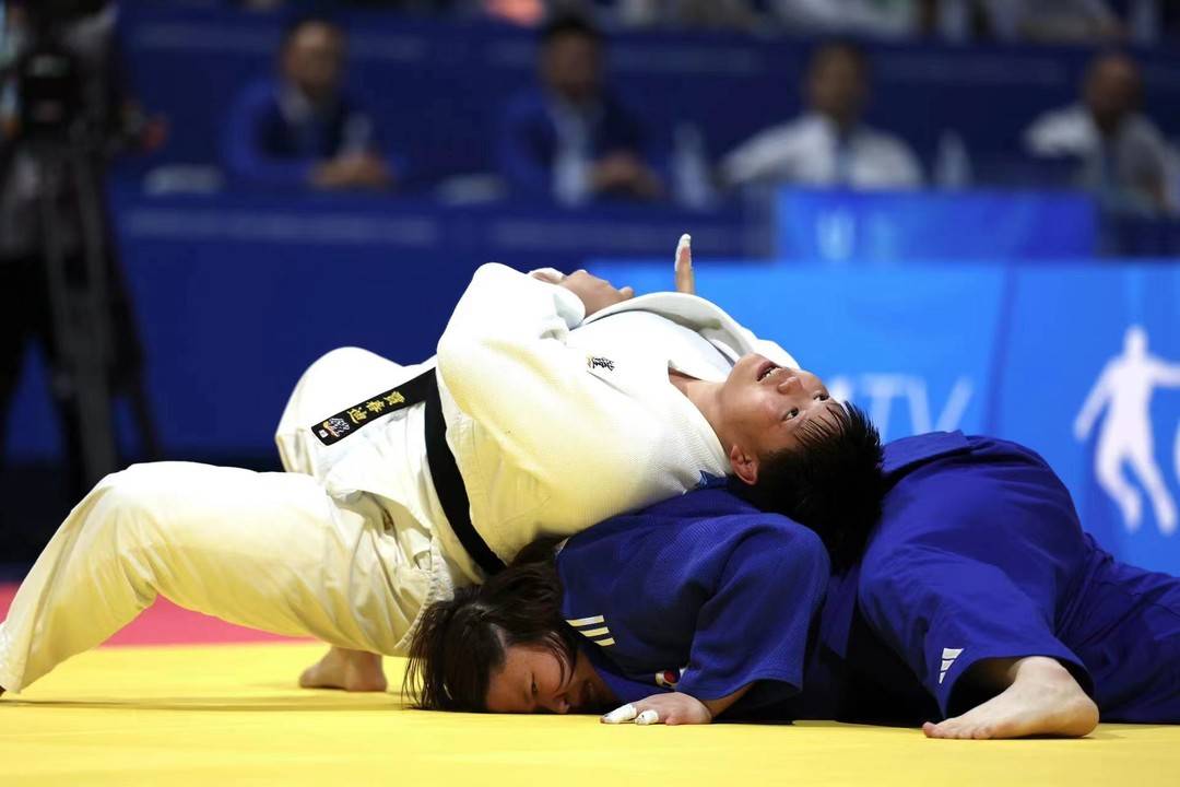 包含柔道选手实力较量,精彩一决高下的词条 包含柔道选手实力较量,精彩一决高下的词条