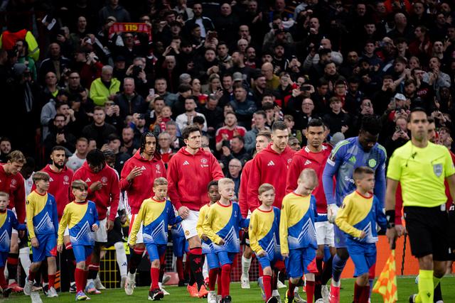 曼联豪取胜利,欧冠前景看好 曼联豪取胜利,欧冠前景看好