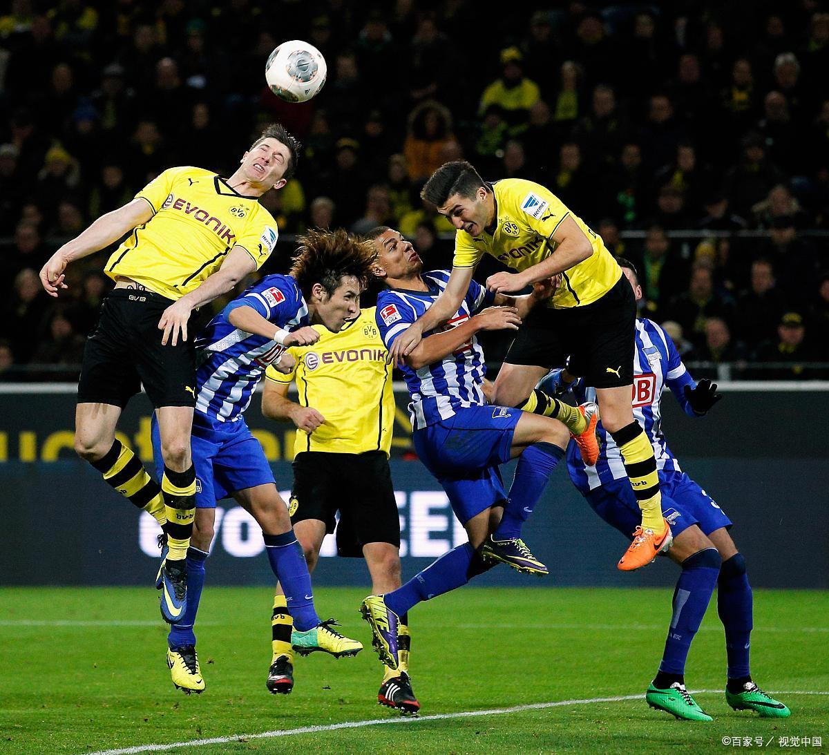 多特蒙德客场大胜，稳步追赶领头羊的简单介绍