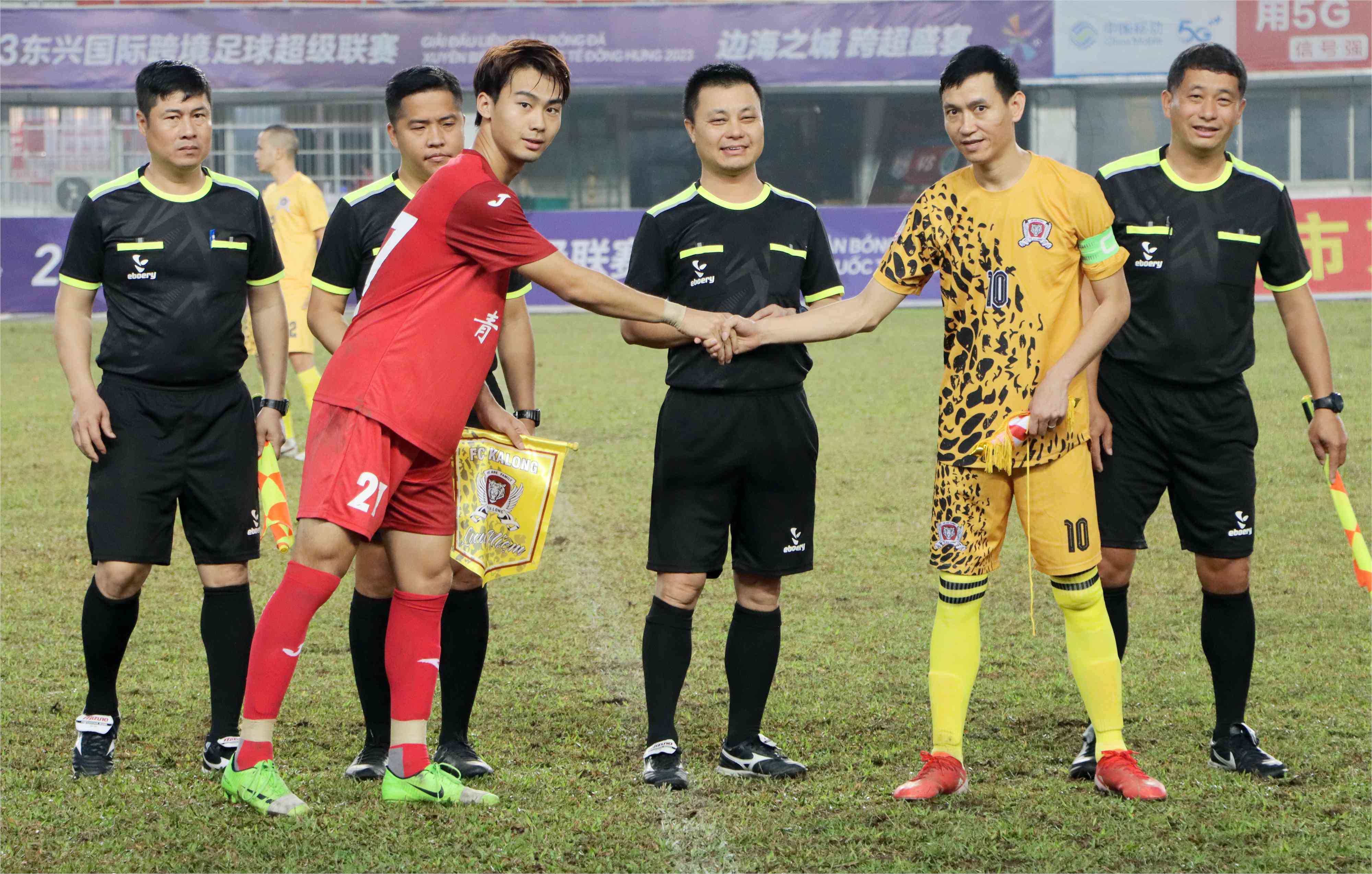 沃尔夫斯堡再次取胜，继续领跑积分榜的简单介绍