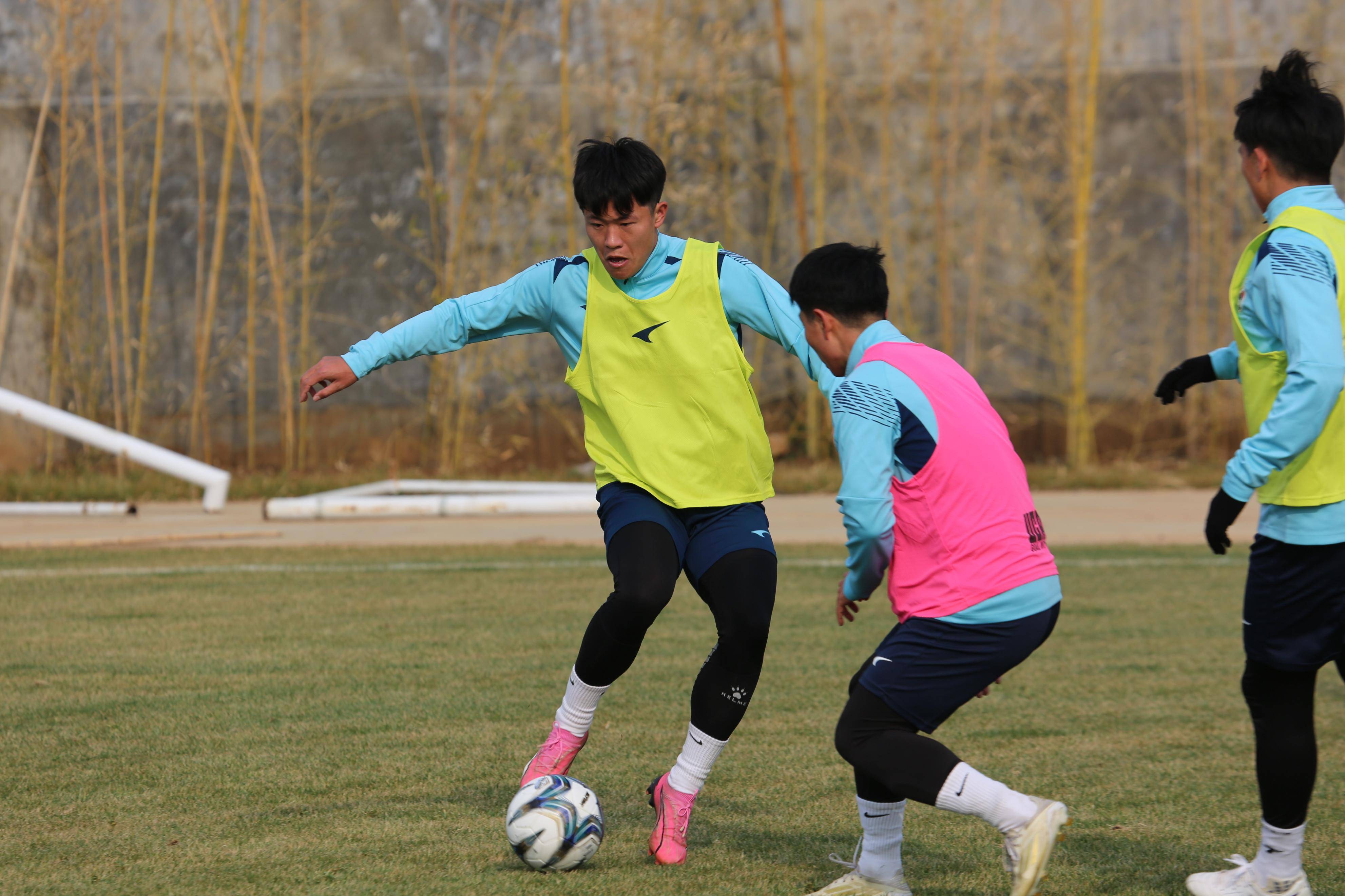 磨砺前行,球队备战力求晋级的简单介绍 磨砺前行,球队备战力求晋级的简单介绍