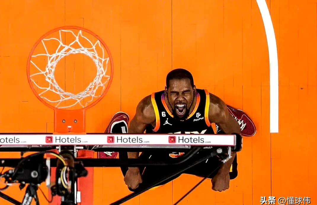 杜兰特遭遇掘金逆转,世界杯局势紧张 杜兰特遭遇掘金逆转,世界杯局势紧张