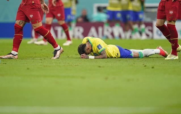 关于小组赛焦点:内马尔爆冷,出线形势明朗的信息 关于小组赛焦点:内马尔爆冷,出线形势明朗的信息