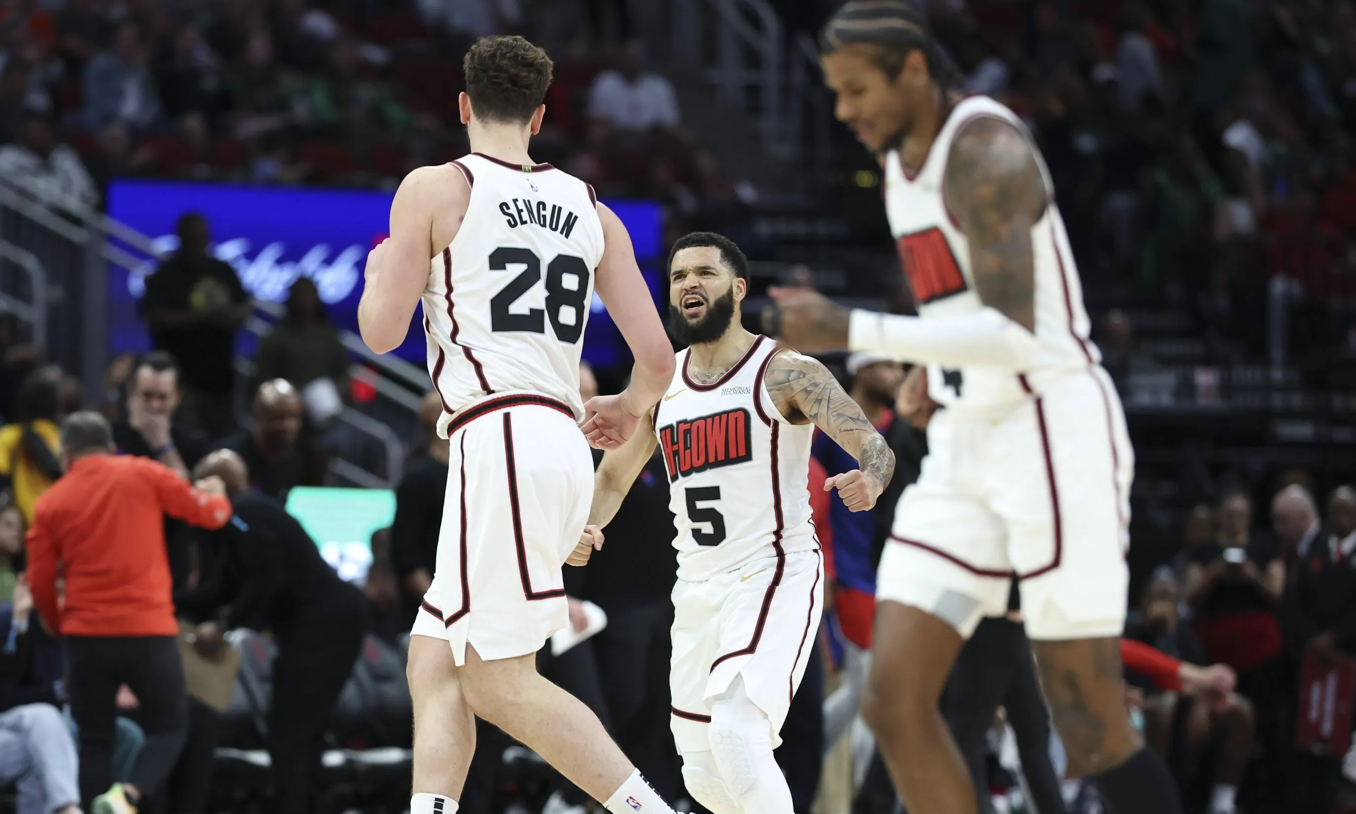 火箭在主场击败掘金,保持不败势头的简单介绍 火箭在主场击败掘金,保持不败势头的简单介绍