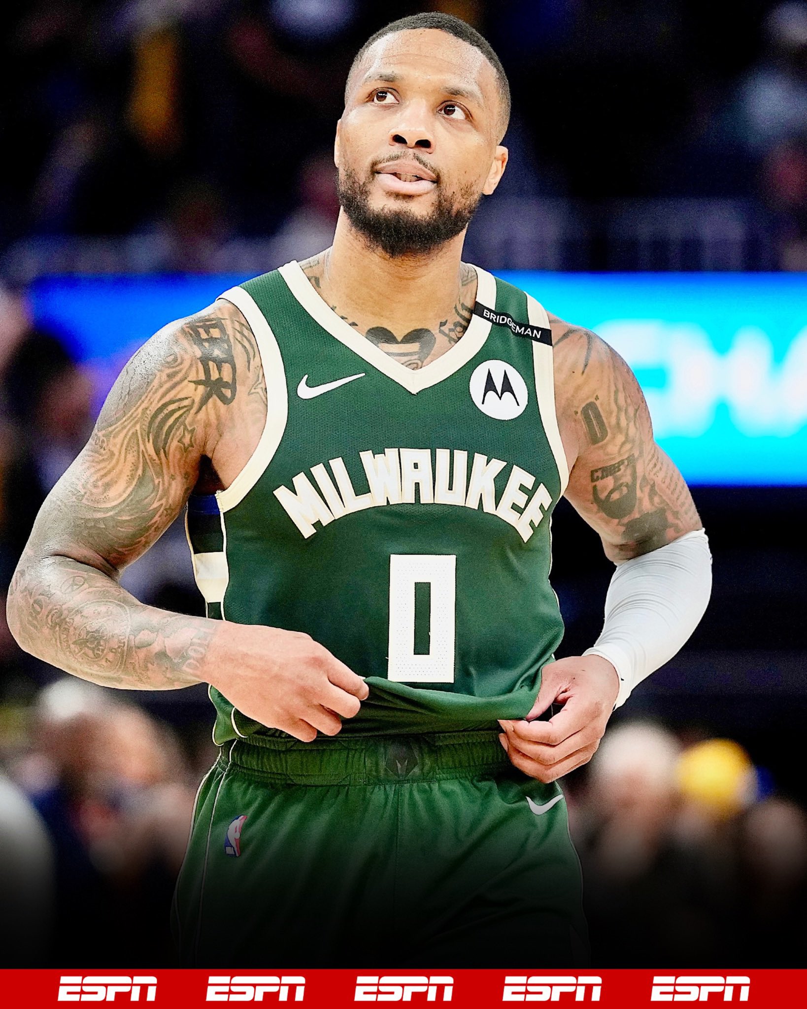 雄鹿战胜马刺,米德尔顿独揽得分王 雄鹿战胜马刺,米德尔顿独揽得分王