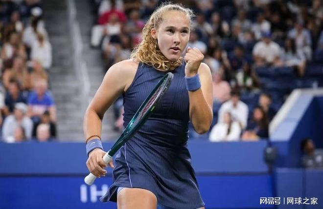 英国网球队翻盘西班牙网球队,穆雷送出助攻 英国网球队翻盘西班牙网球队,穆雷送出助攻