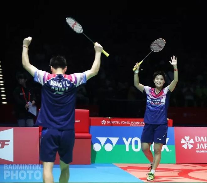 印尼队轻取马来西亚队,黄鸭组合刷新纪录 印尼队轻取马来西亚队,黄鸭组合刷新纪录