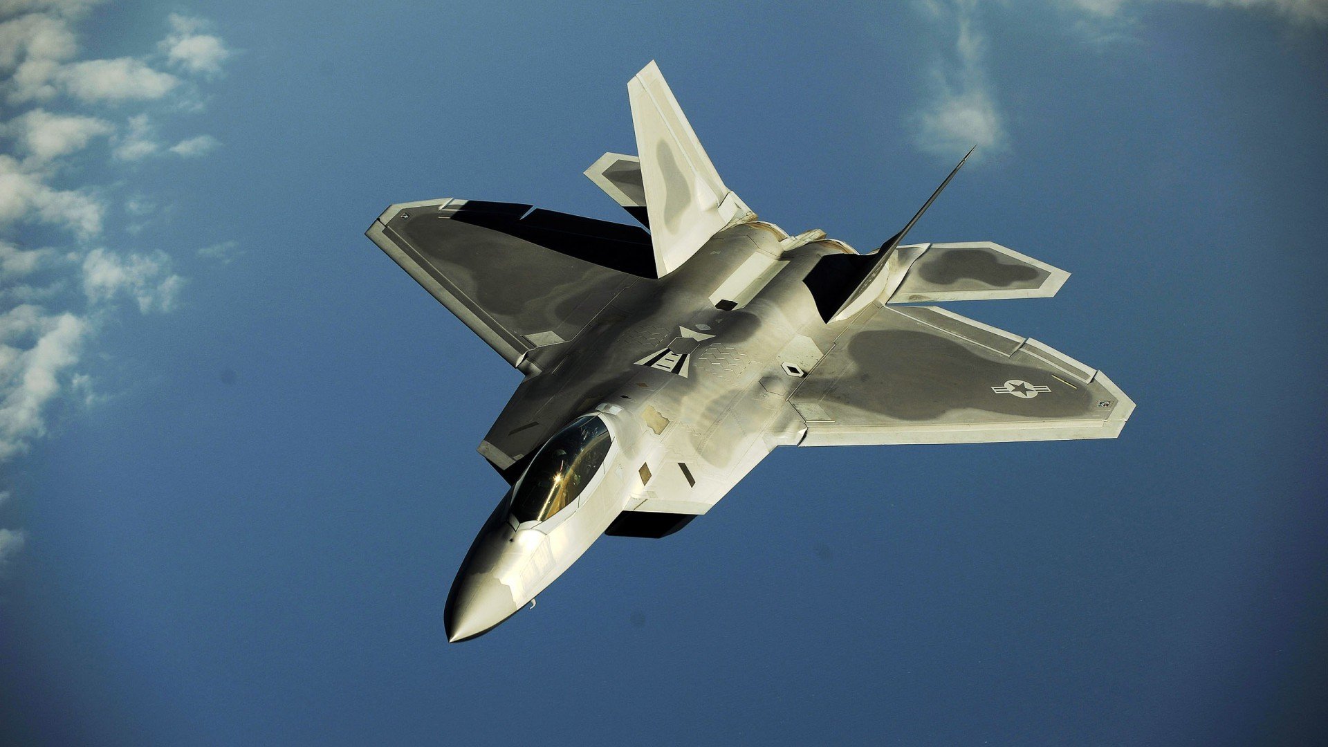 东亚雄狮碾压南美劲旅，阿尔瓦雷斯抢七之夜化身关键先生