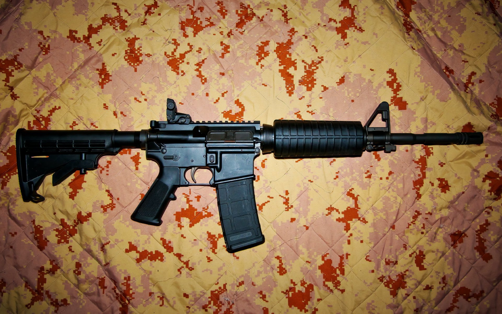 引擎轰鸣与三分暴雨,当拉文在F1赛道接管比赛