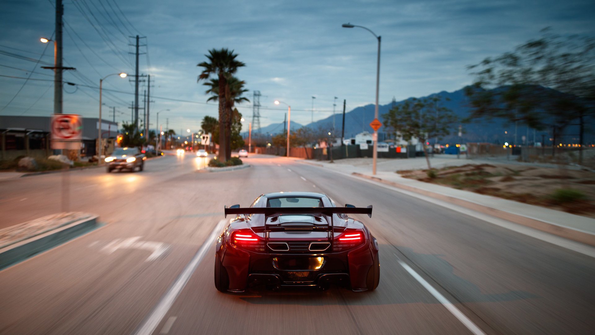 布雷默爆发！洪都拉斯的绿茵奇迹，当生死战遇上非洲雄狮的叹息