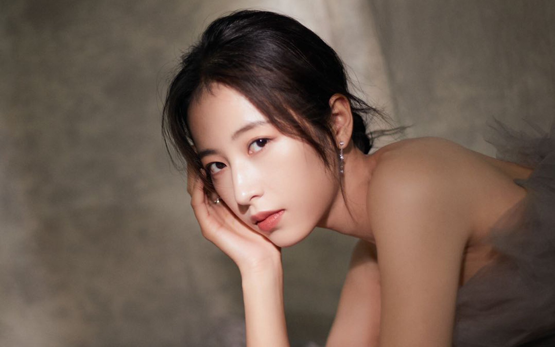 当NBA季后赛之夜遇上英超，福登的巨星价值跨界共振