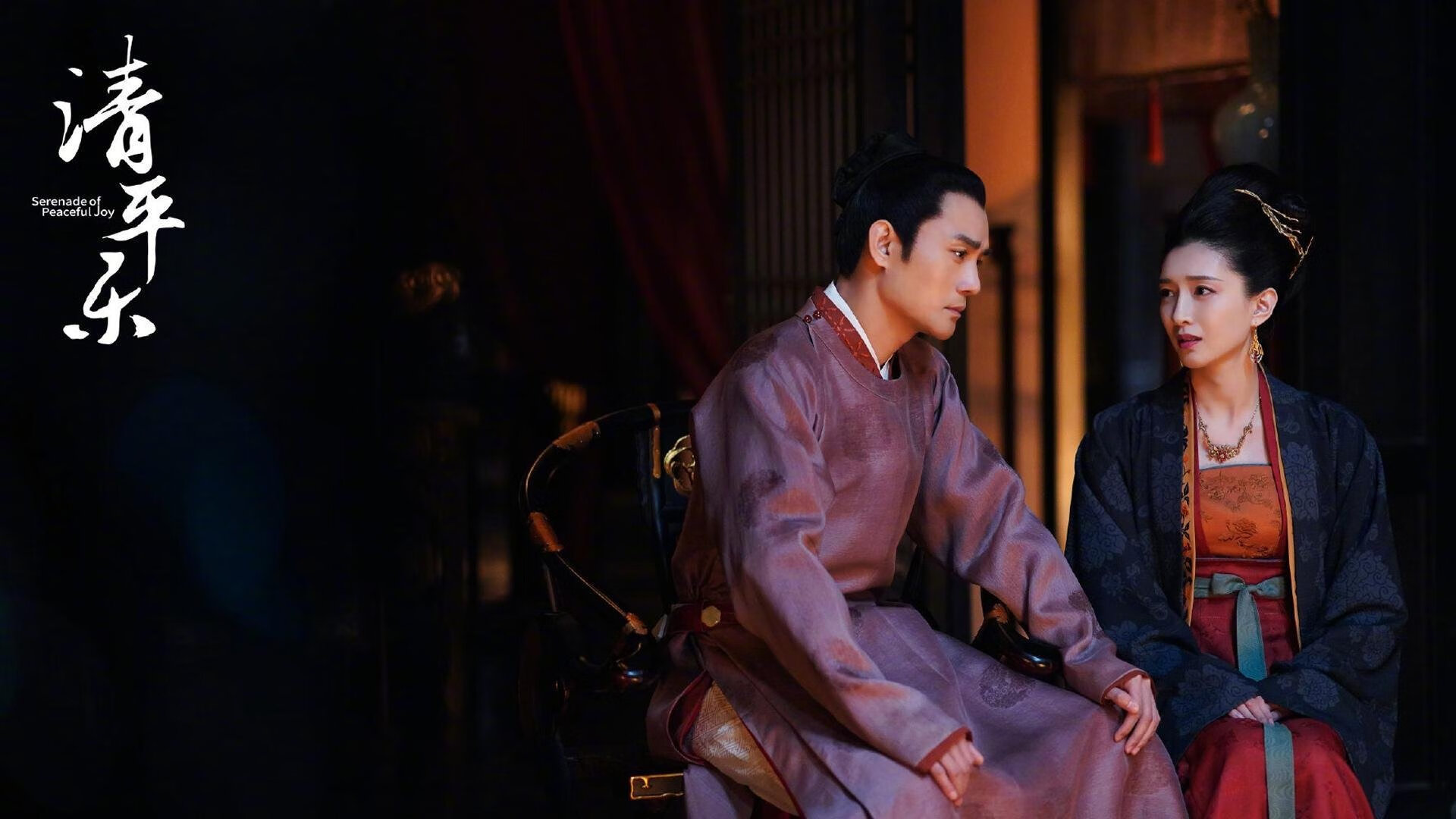 足球三重奏，英超争冠白热化，尤文终结悬念，伊朗崛起引瞩目